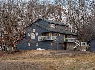 4685 Schneider Dr, Oregon, WI 53575