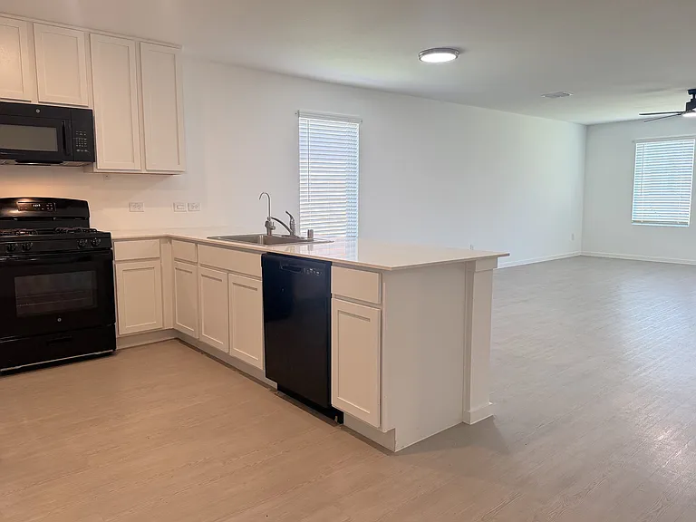 14153 Golden Bridge Dr — Photo 9