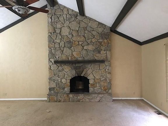 4th image of 8407 Sandpiper Ct