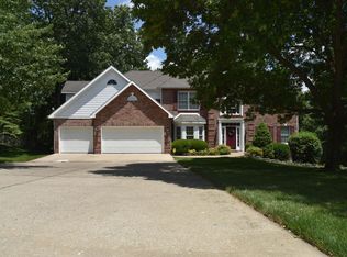 1706 Chapel Wood Rd, Columbia, MO 65203