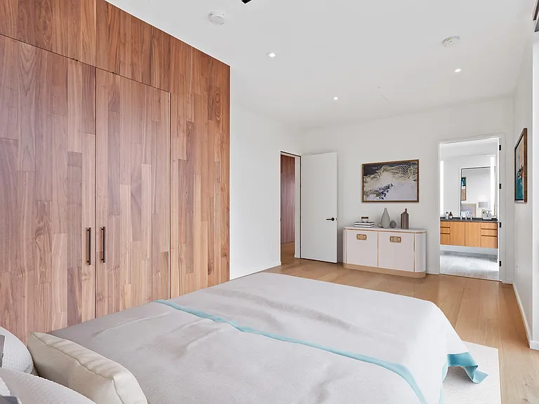 Residences at 11W — Photo 18