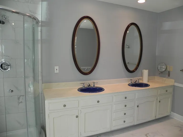 Double Vanity