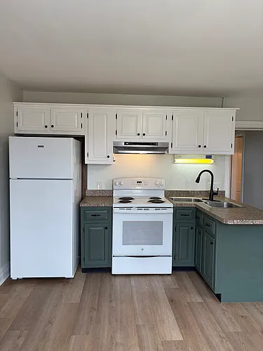 105 E Main St #2 Photo 1