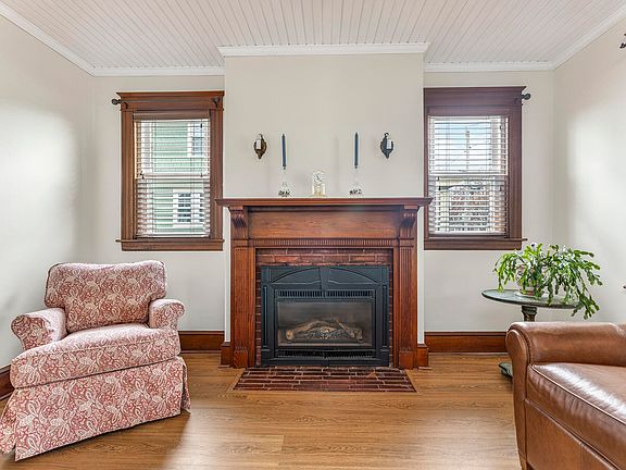 3rd image of 62 Elsmere Avenue