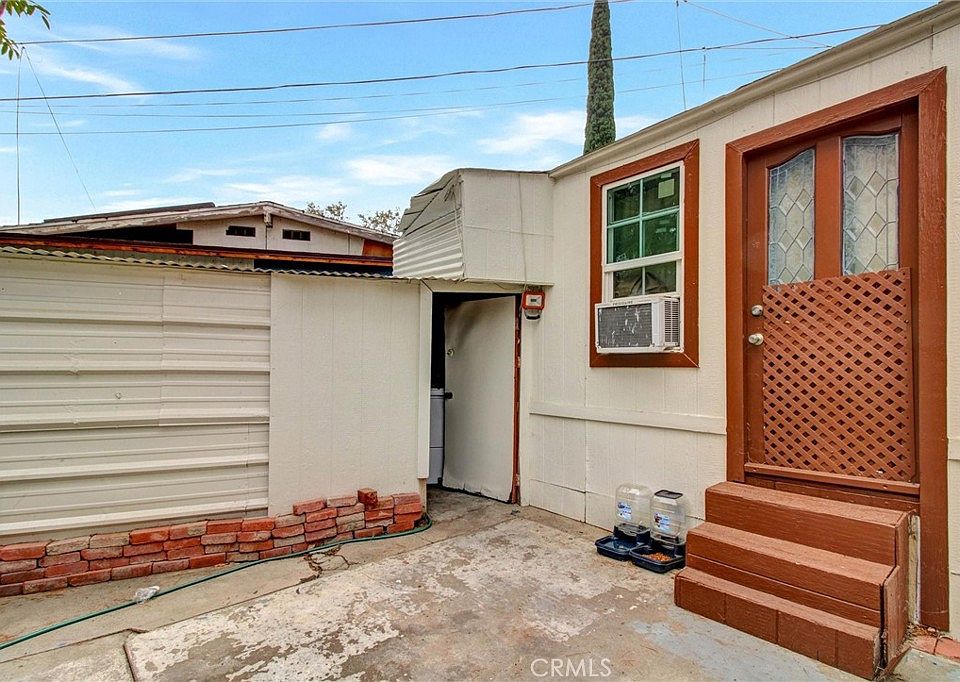 1st image of 4015 Mountain Dr Spc 2