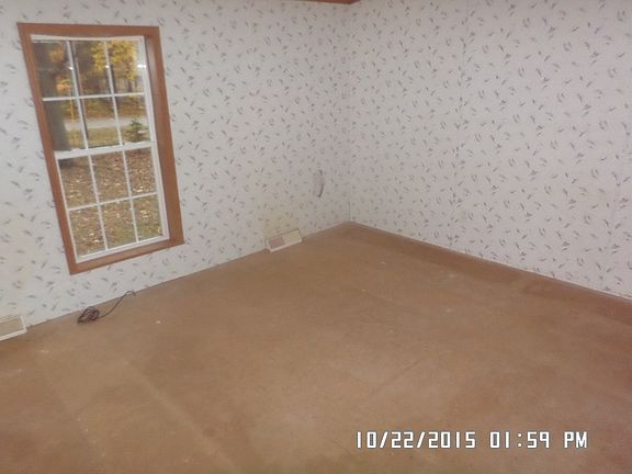 4th image of 406 Highland Dr