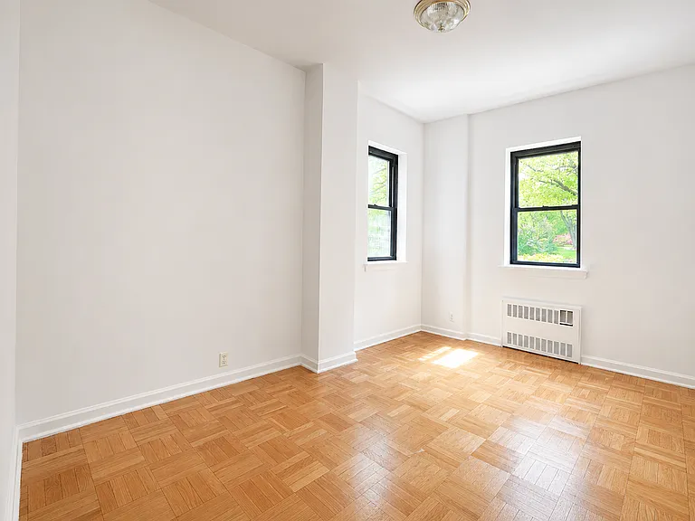 735 Kappock St #1D — Photo 5