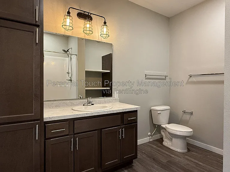 600 8th St S #302 — Photo 20