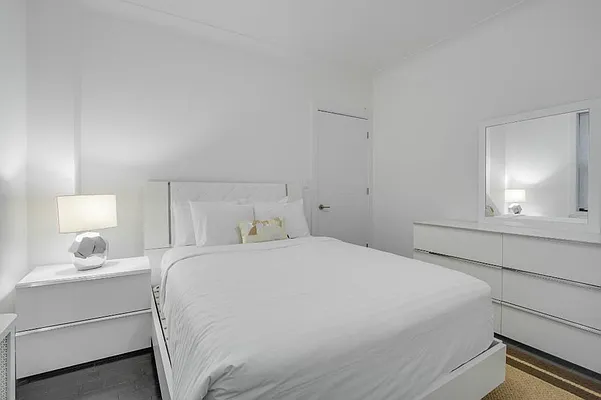 Rented by Level Group | media 83