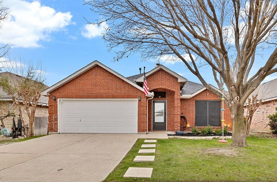 1st image of 4422 Emerald Leaf Dr