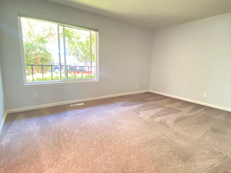 642 Hopkins Ave #1 — Photo 20