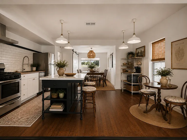 1614 E Roma Ave — Photo 8