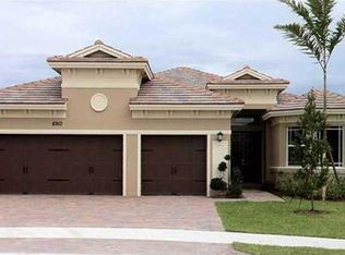 8910 Edgewater Bnd, Parkland, FL 33076