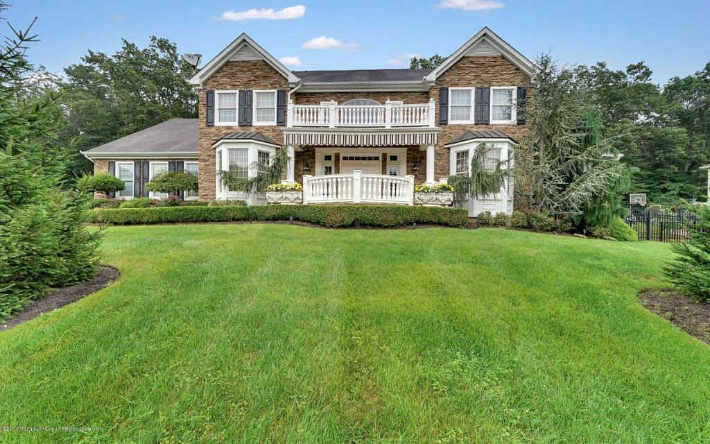 26 Alexis Dr, Farmingdale, NJ 07727 Zillow