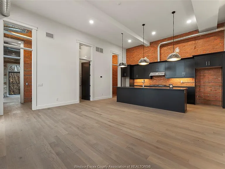 247 Brock St #301 — Photo 17