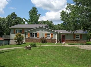 543 County Highway 8 Hwy, Congerville, IL 61729