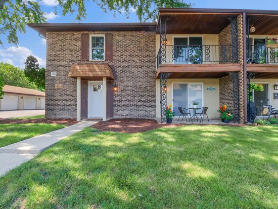 1806 Chelsea St, Schererville, IN 46375