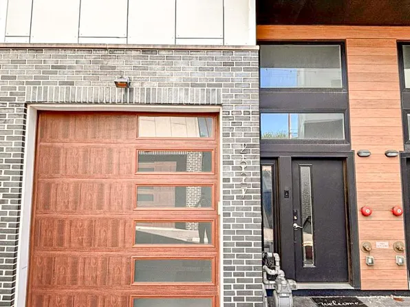 2527 Graduate Sq, Philadelphia, PA 19146
