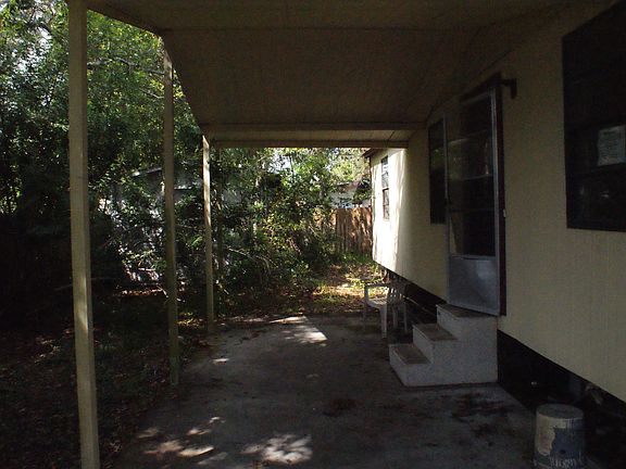 5th image of 1100 Avenue H