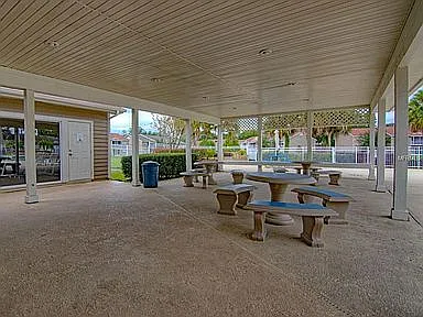 124 Reserve Cir #208 — Photo 33