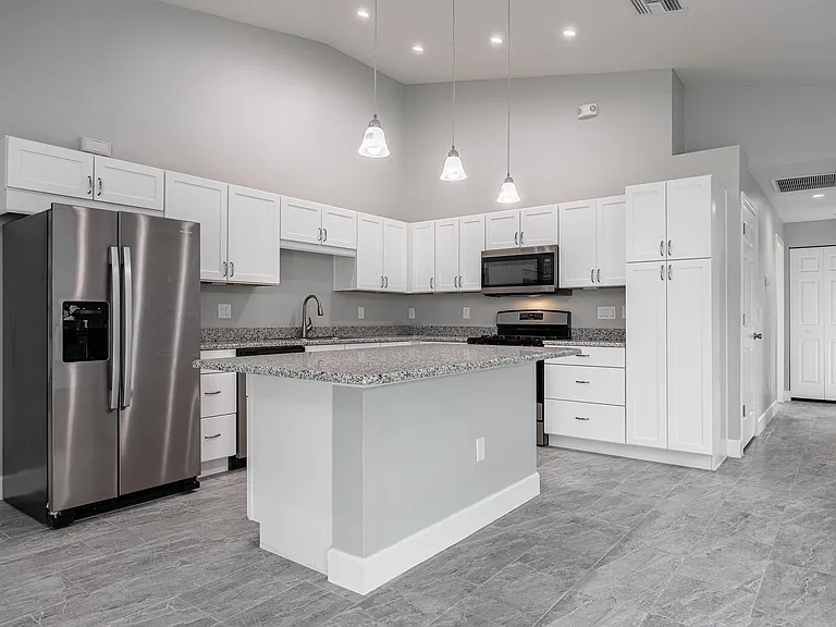 184 Village Cir #1 — Photo 9