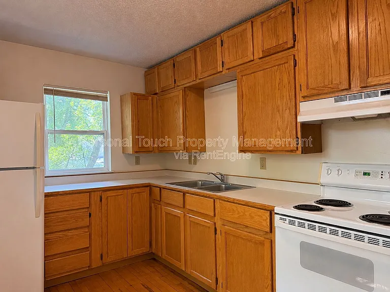 411 4th Ave S #3 — Photo 5