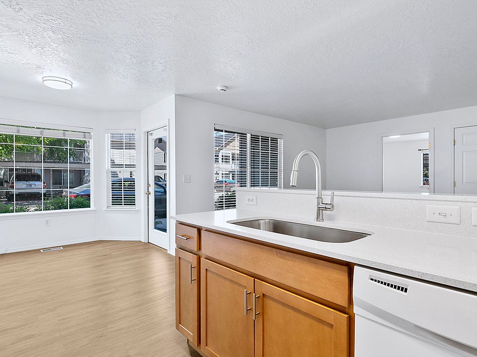 1st image of 5775 N Garrett St #102