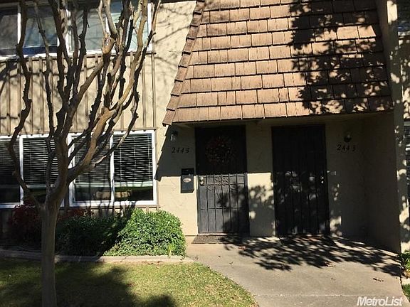 3rd image of 2445 Via Camino Ave