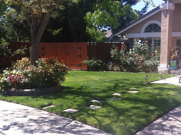 2nd image of 809 Parsons Ct