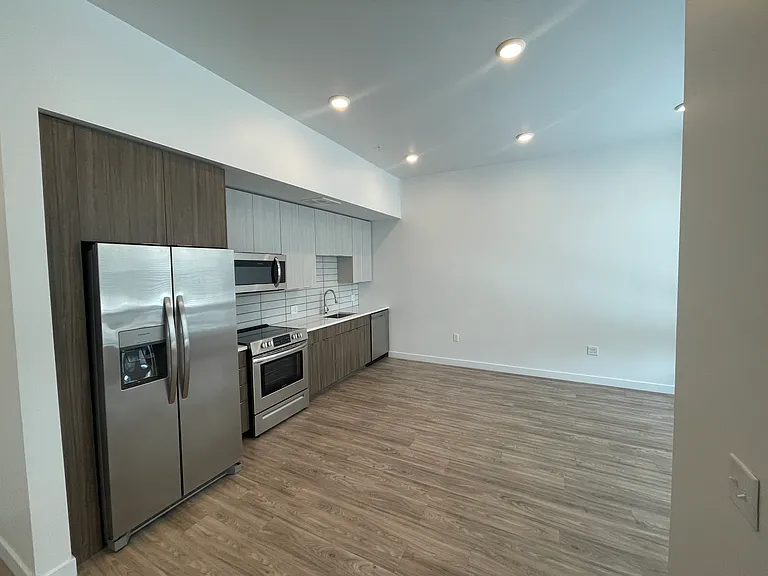 Carraway Apartments — Photo 45