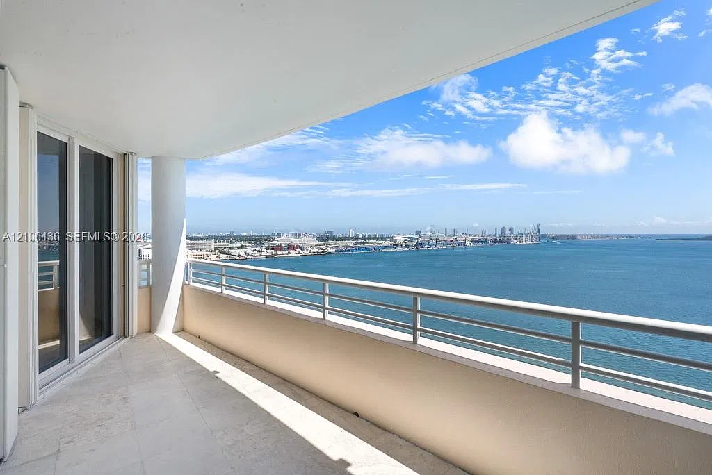 Two Tequesta Point Condo — Photo 1