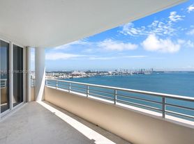 808 Brickell Key Dr
