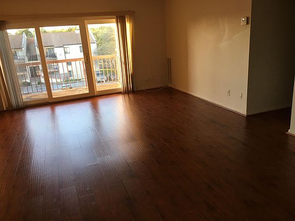 Living Room with balcony