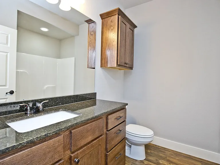 308 Alder St — Photo 19