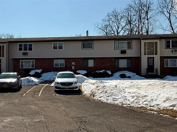 606 Parr Meadow Drive #6F, Newburgh, NY 12550