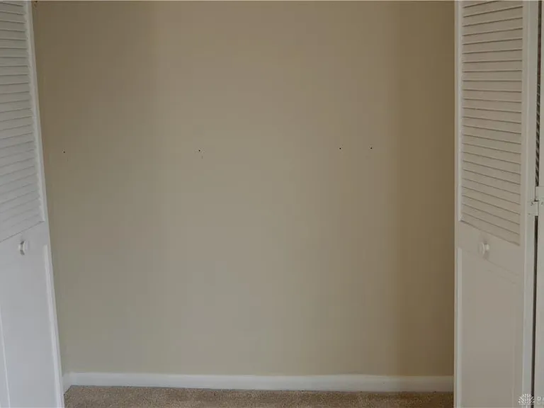 1217 Robbins Run Ct — Photo 14