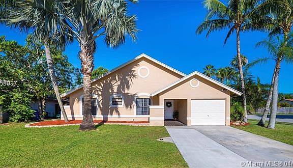4th image of 2800 NW 109th Ave