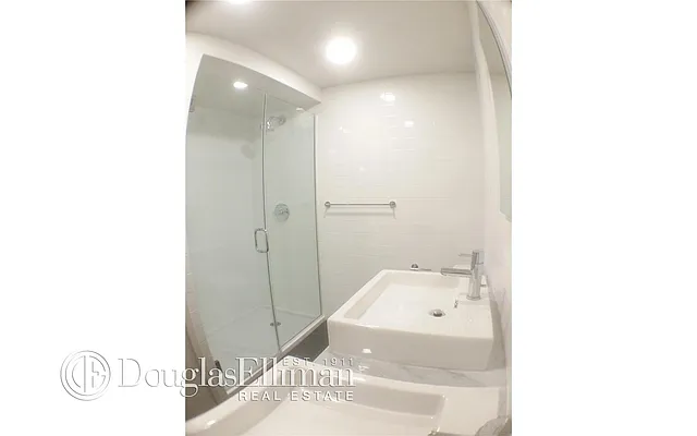 Rented by Douglas Elliman | media 20