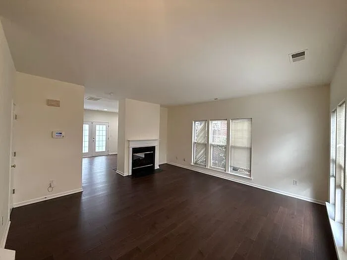 3038 Uxbridge Woods Ct — Photo 2