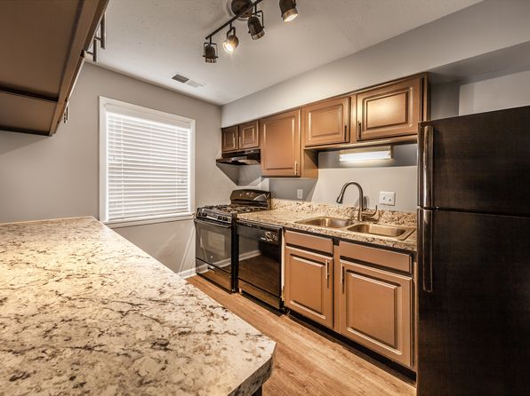7999 Silverleaf Dr #219