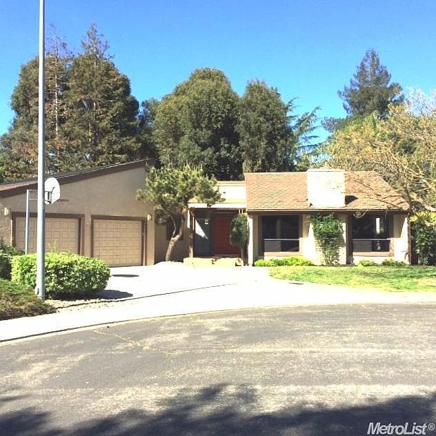 1st image of 6607 Woodgate Cir