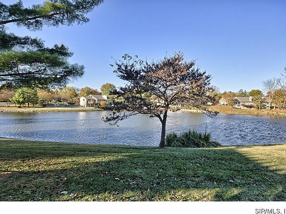 3rd image of 1 Estates Ln