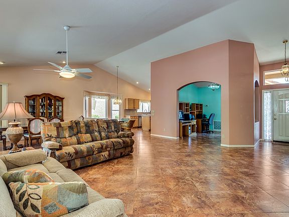 4th image of 9414 E Jadecrest Dr