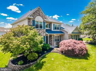 106 Ridgeview Rd, North Wales, PA 19454