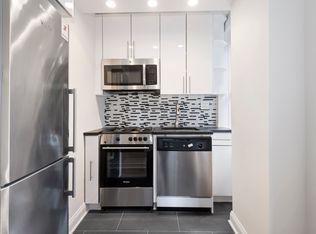 309 W 57th St APT 1702, New York, NY 10019