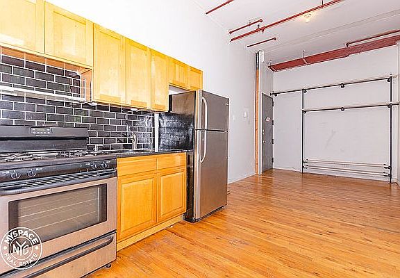 3rd image of 385 Troutman St #313
