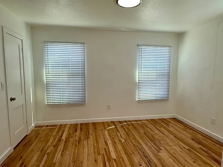 1303 Boyd St — Photo 11