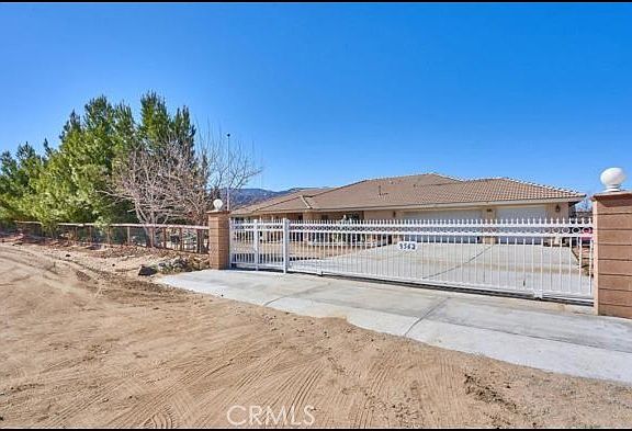 3rd image of 9562 Cambria Ct