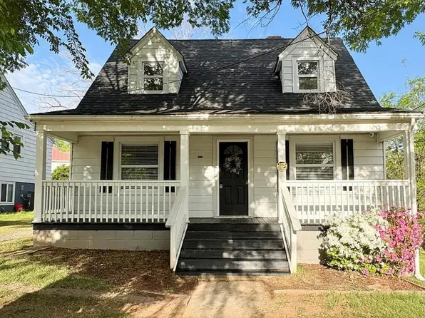 1350 Rivermont Hts, Martinsville, VA 24112