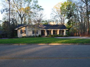 3409 Edgewood Cir, Gainesville, GA 30506